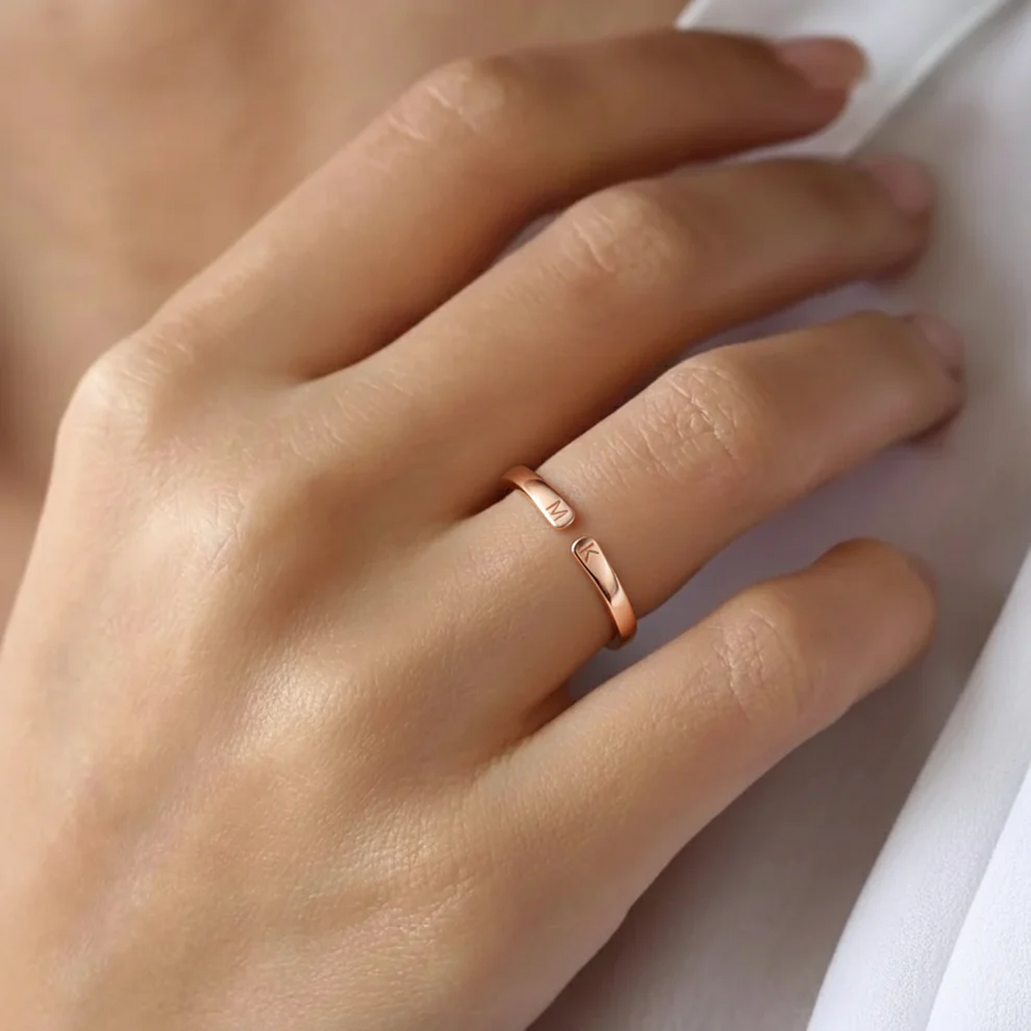 Bague Ajustable Whisper avec Initiale