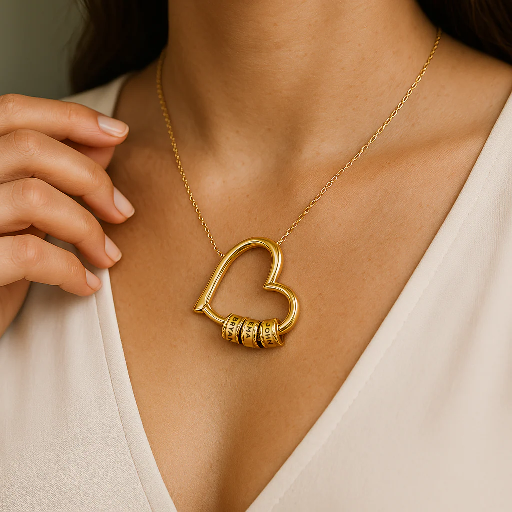 Collier Gravé « Cœur de la Famille »