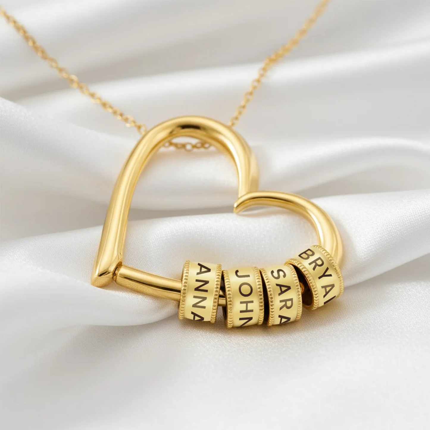 Collier Gravé « Cœur de la Famille »